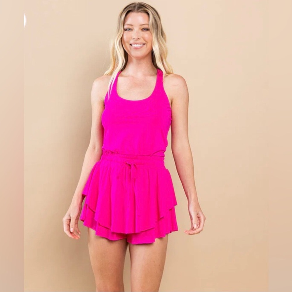 TCEC Juniors Fuschia Pink Ready To Run Sleeveless Short Romper Size Large